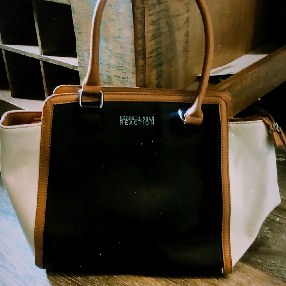 Kenneth Cole purse